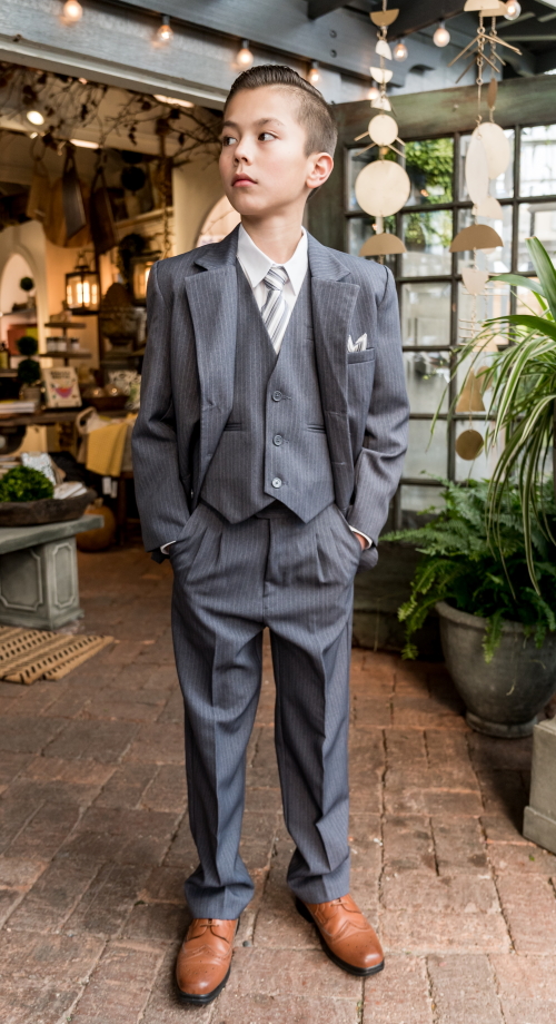 5pc boys suit several colors and wide variety of sizes perfect for church baptism communion and weddings
