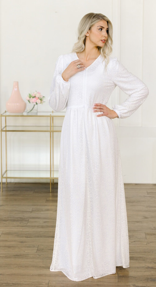 White Lace LDS temple dress. Zip up front with two pockets. Galilee simply elegant.